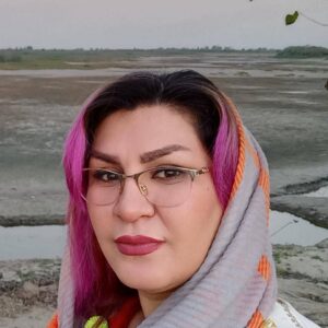 خانم نیلوفر مویدی